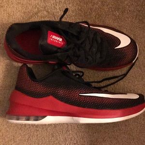 Nike men’s AirMax infuriate sneakers